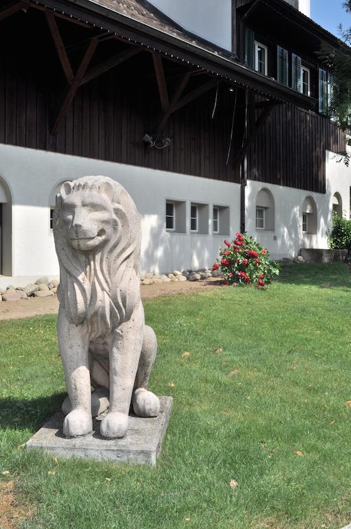 Landgasthof Leuen Hotel Waldegg bei Uitikon Esterno foto